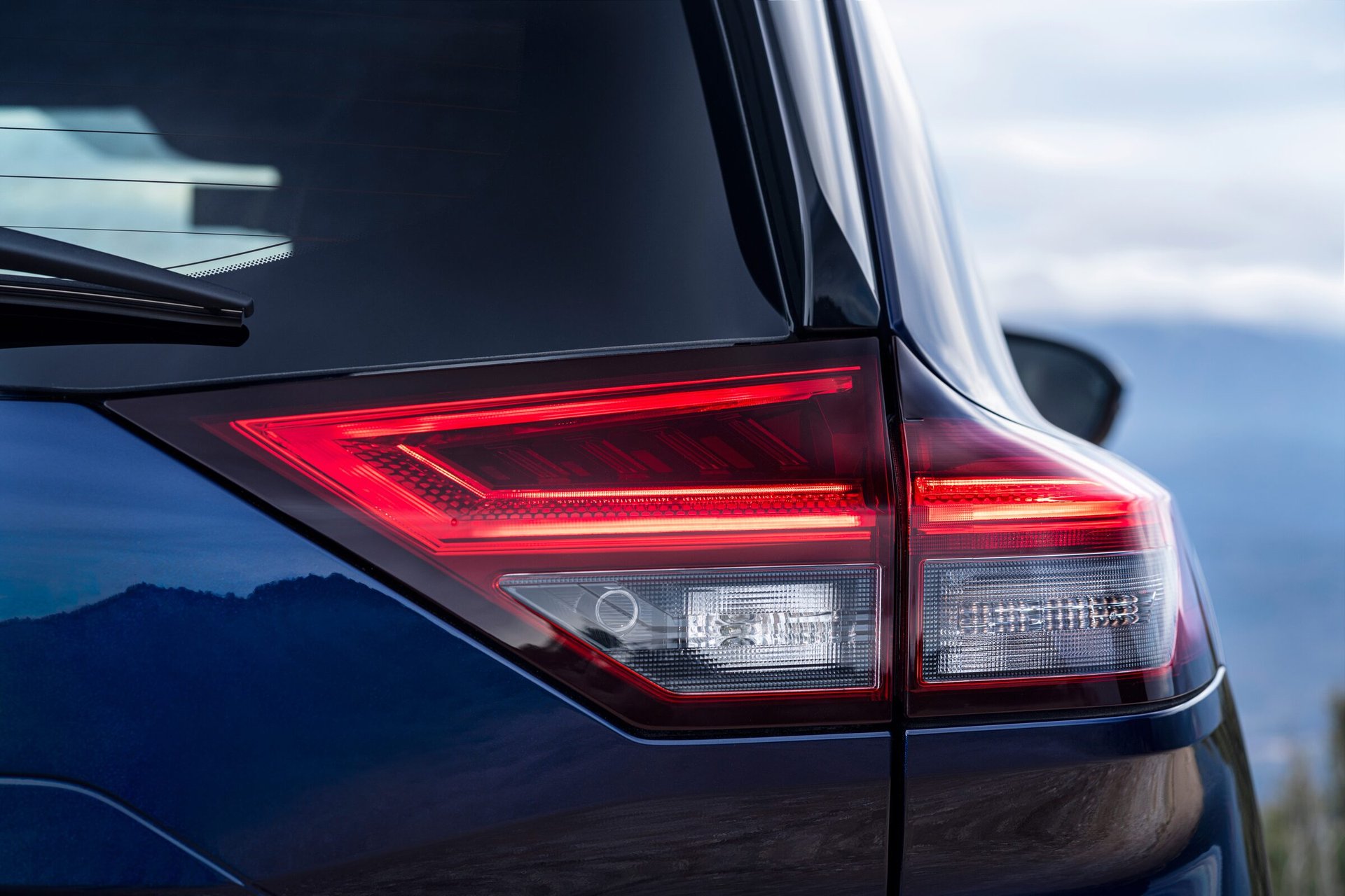 Nissan X-Trail - 2